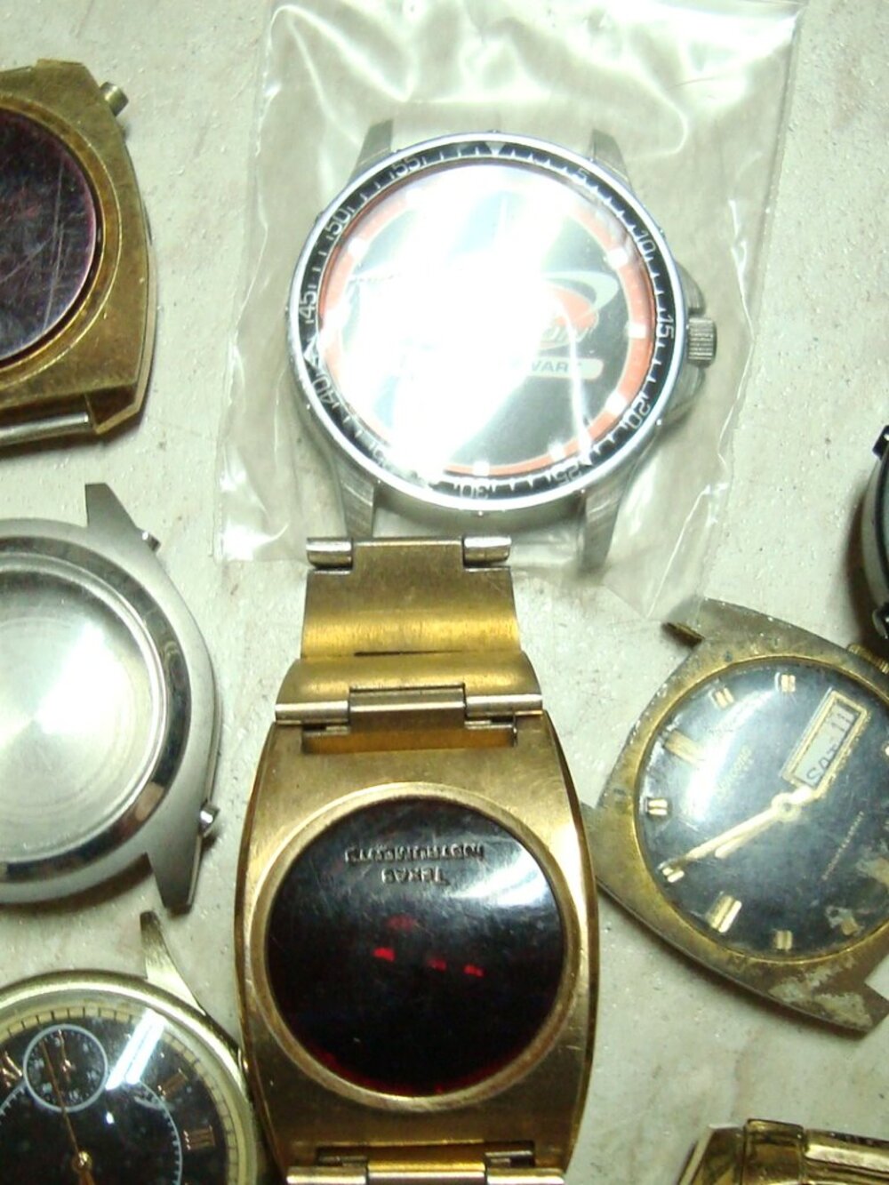 WATCHES LOT FOR PARTS OR RESTORE. - Picture 4 of 8